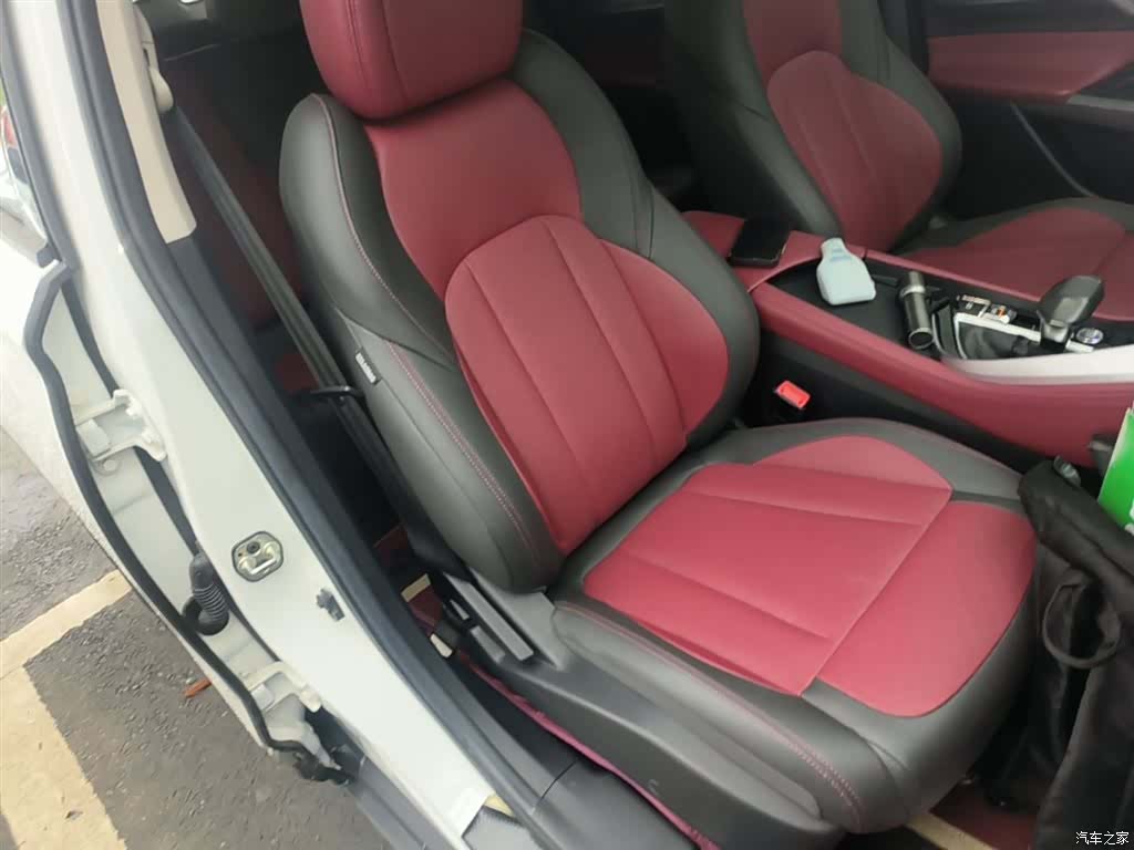 DongFeng AX7, 2021 25