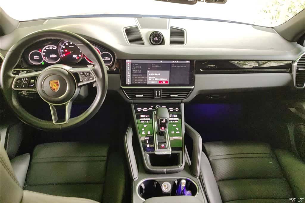 Porsche Cayenne, 2018 12