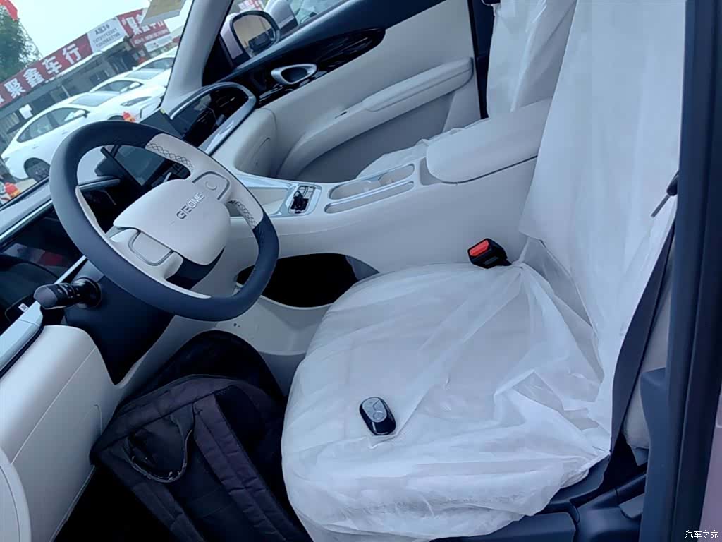 Geely Xingyuan, 2026 15