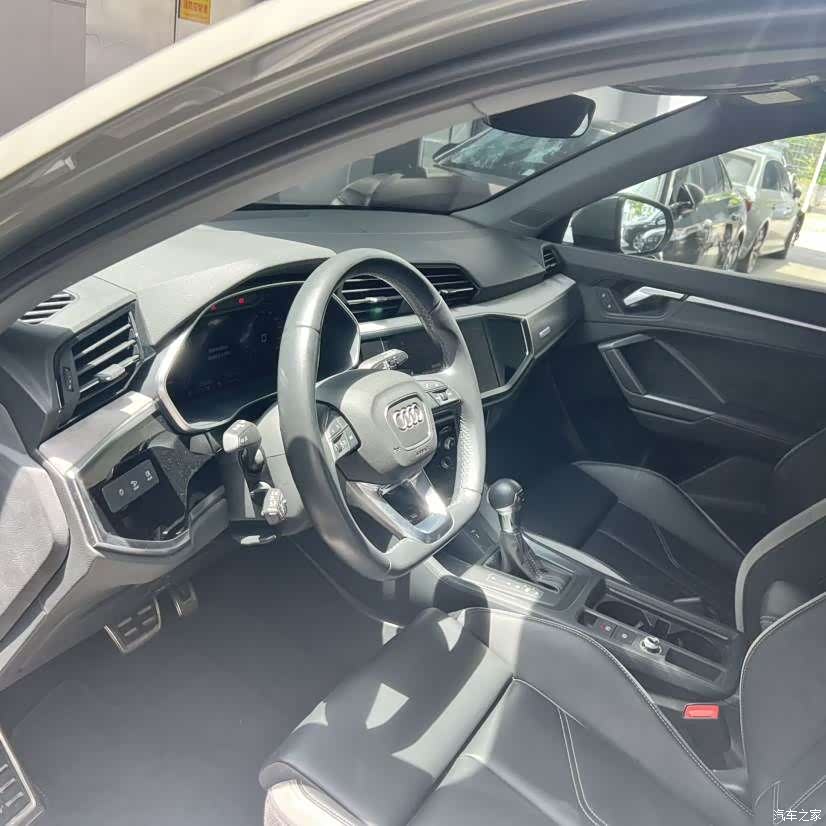 Audi Q3, 2024 6