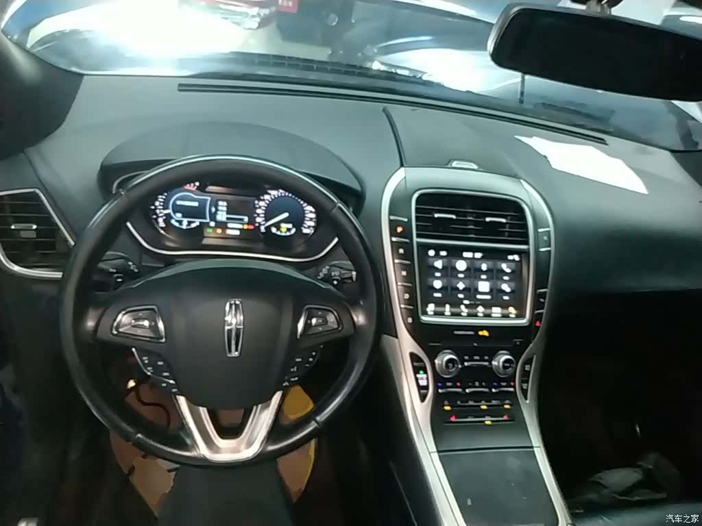 Lincoln MKX, 2017 10