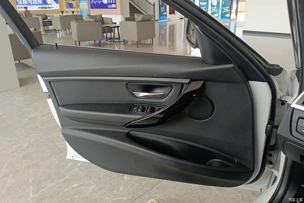 BMW 3 Series, 2017 7