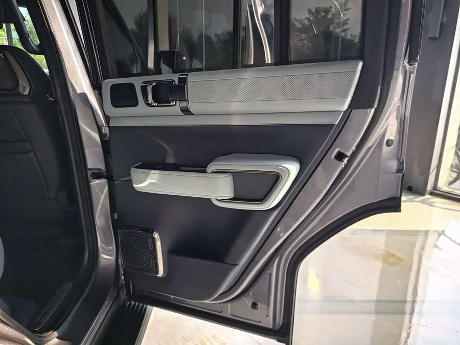 BYD Leopard 5 2024, фото 17