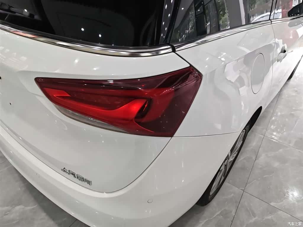 Buick GL6, 2020 8