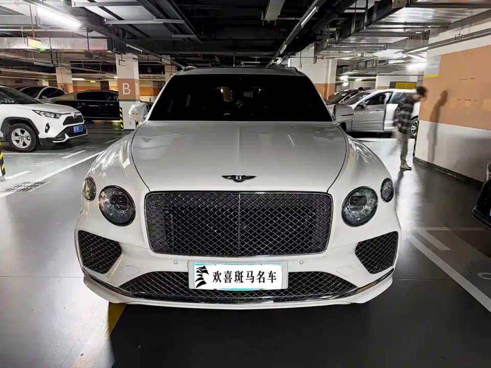 Bentley Tim Yue