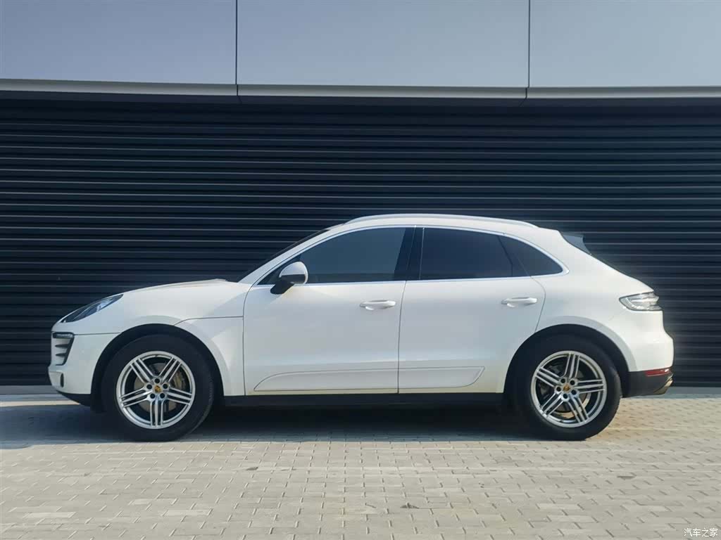 Porsche Macan, 2015 3