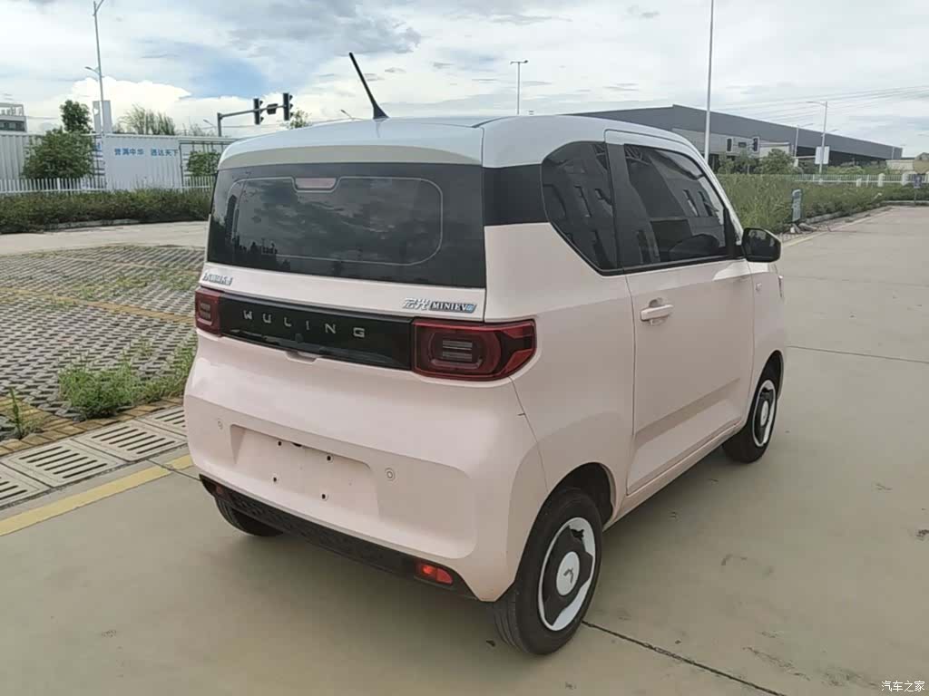 Wuling MINIEV, 2022 7