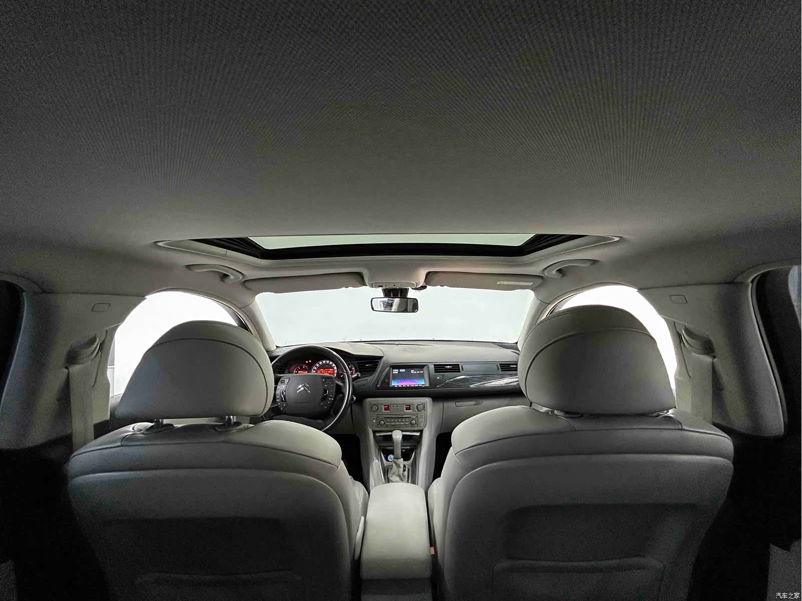 Citroen C5, 2012 6