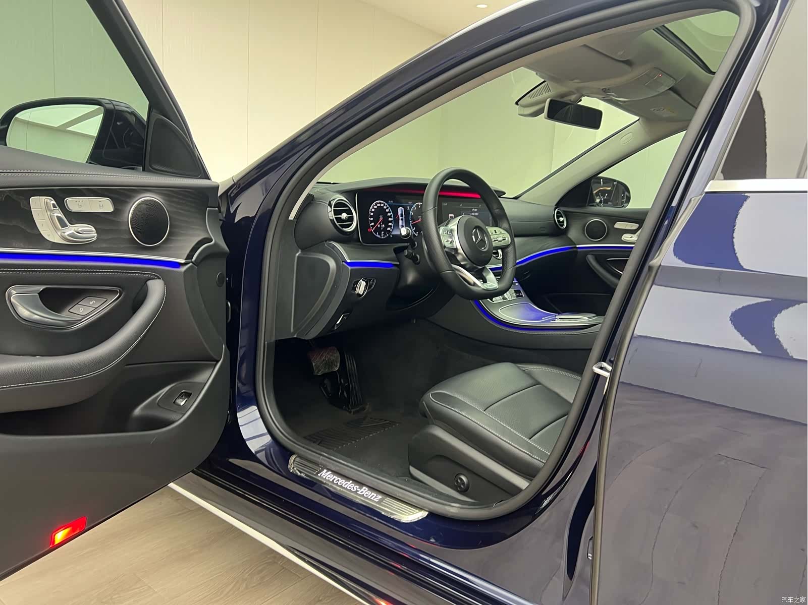 Mercedes-Benz E-Class, 2019 19