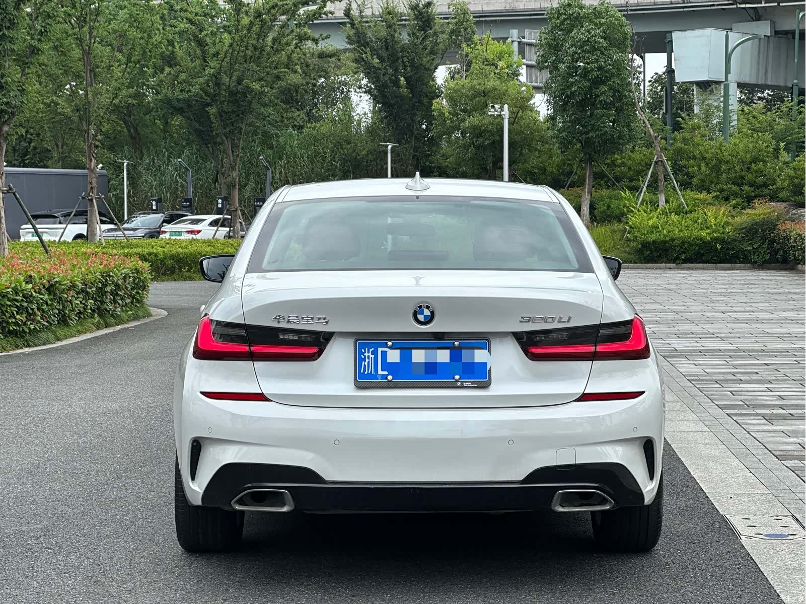 BMW 3 Series, 2022 все фото
