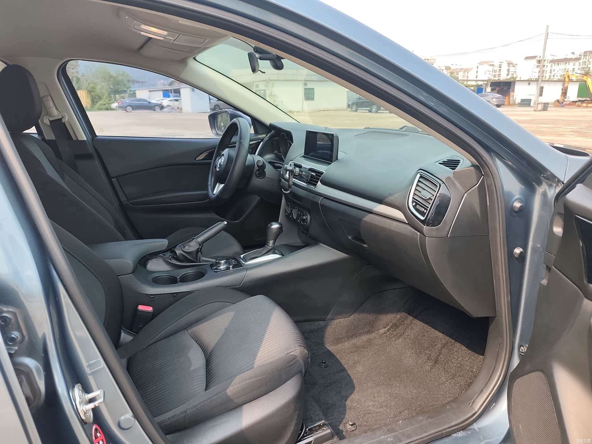 Mazda Mazda3, 2016 14