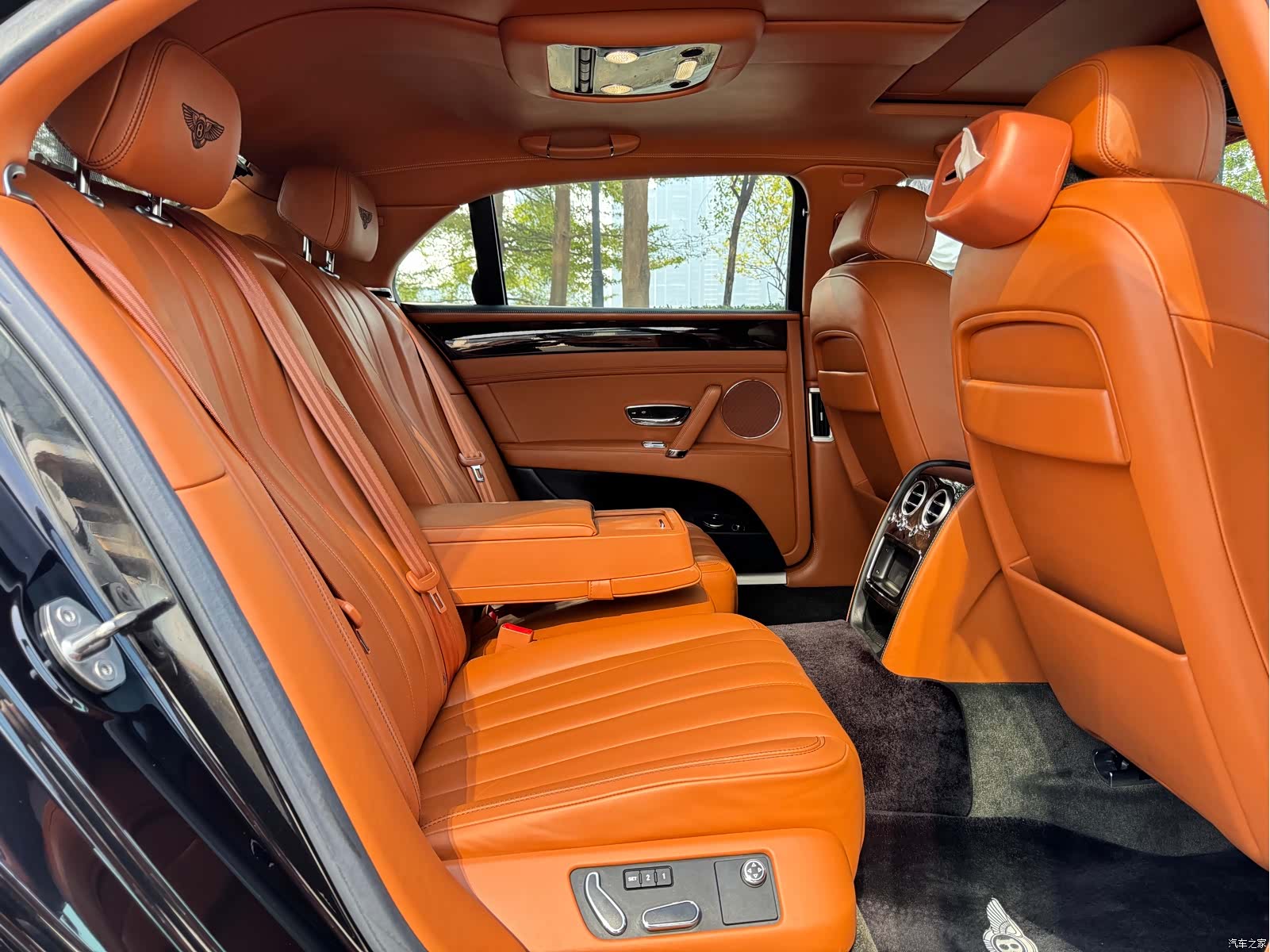 Bentley Flying Spur, 2017 15