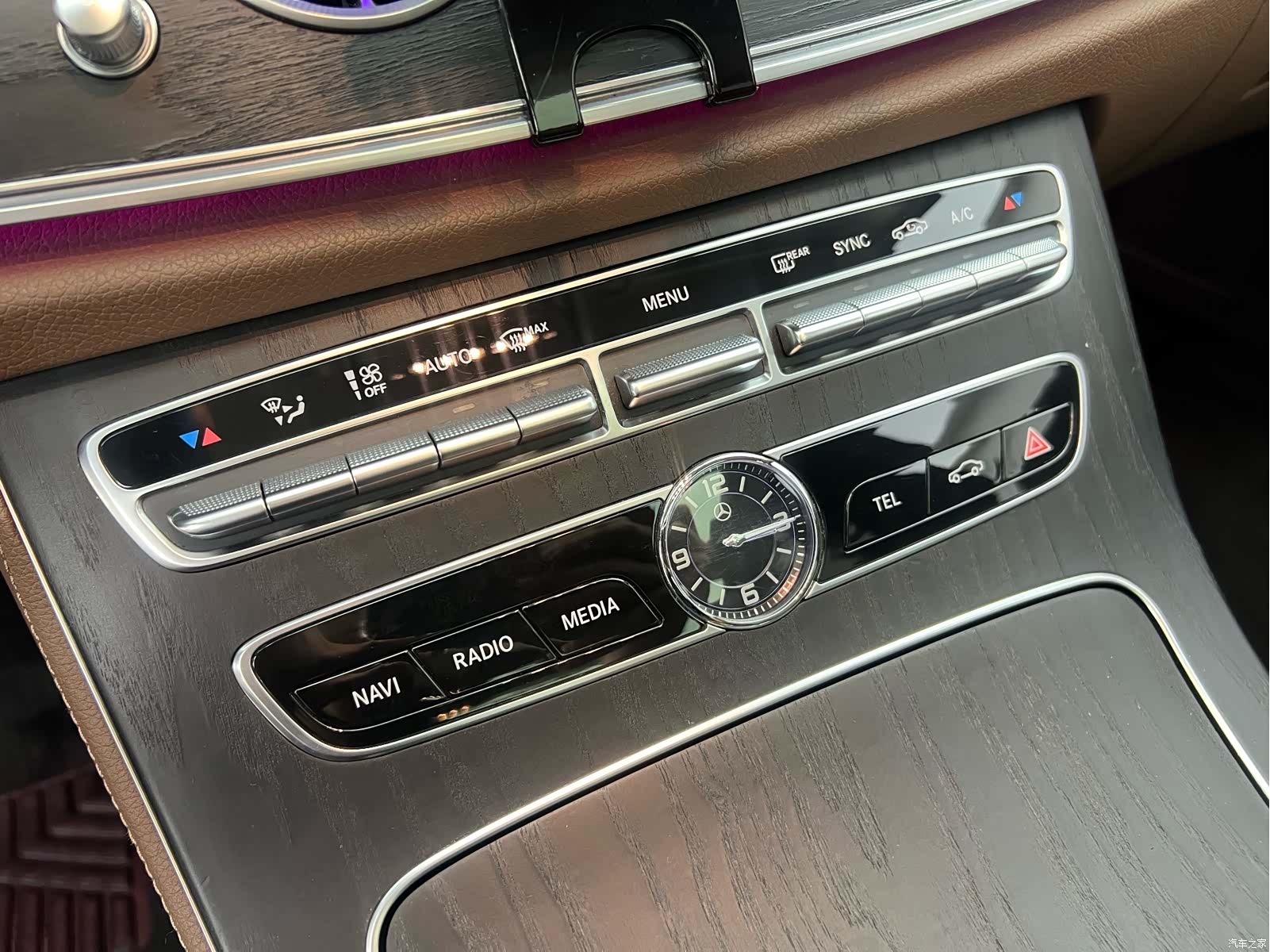Mercedes-Benz E-Class, 2020 16