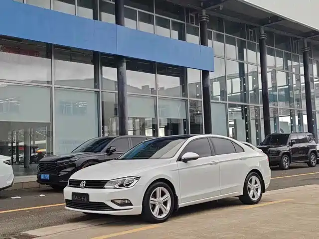 Volkswagen Lamando 2017 — купить из Китая под заказ