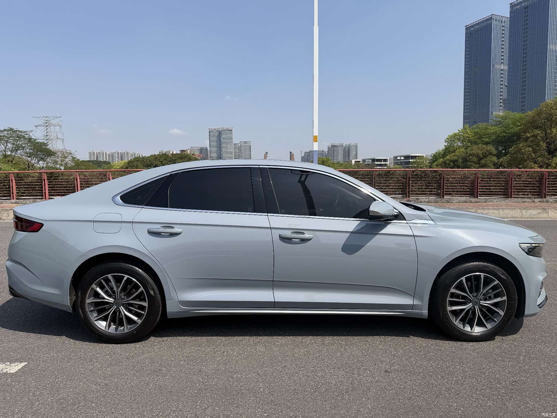 Geely Preface, 2023 18