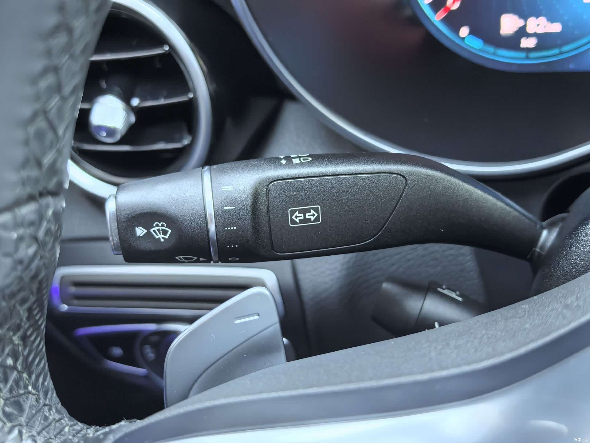 Mercedes-Benz C-Class, 2020 13