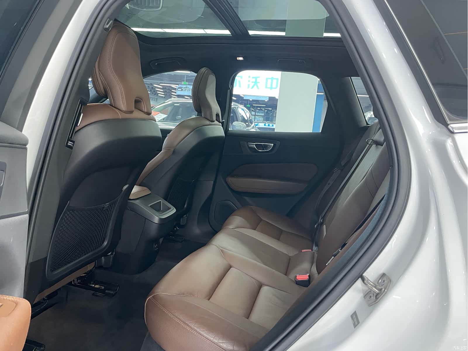 Volvo XC60, 2022 все фото