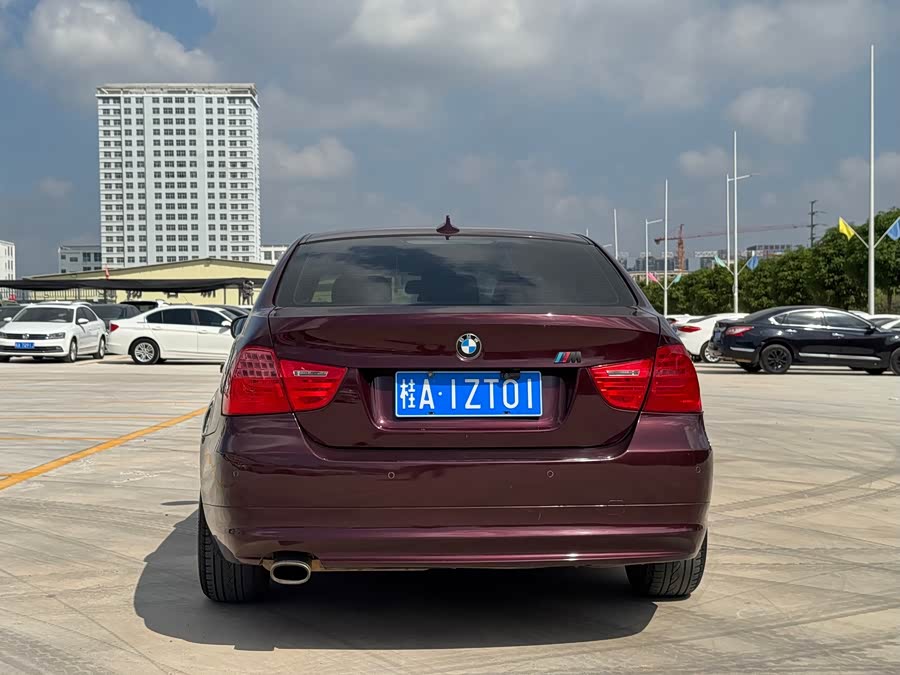 BMW 3 Series 2010, фото 7