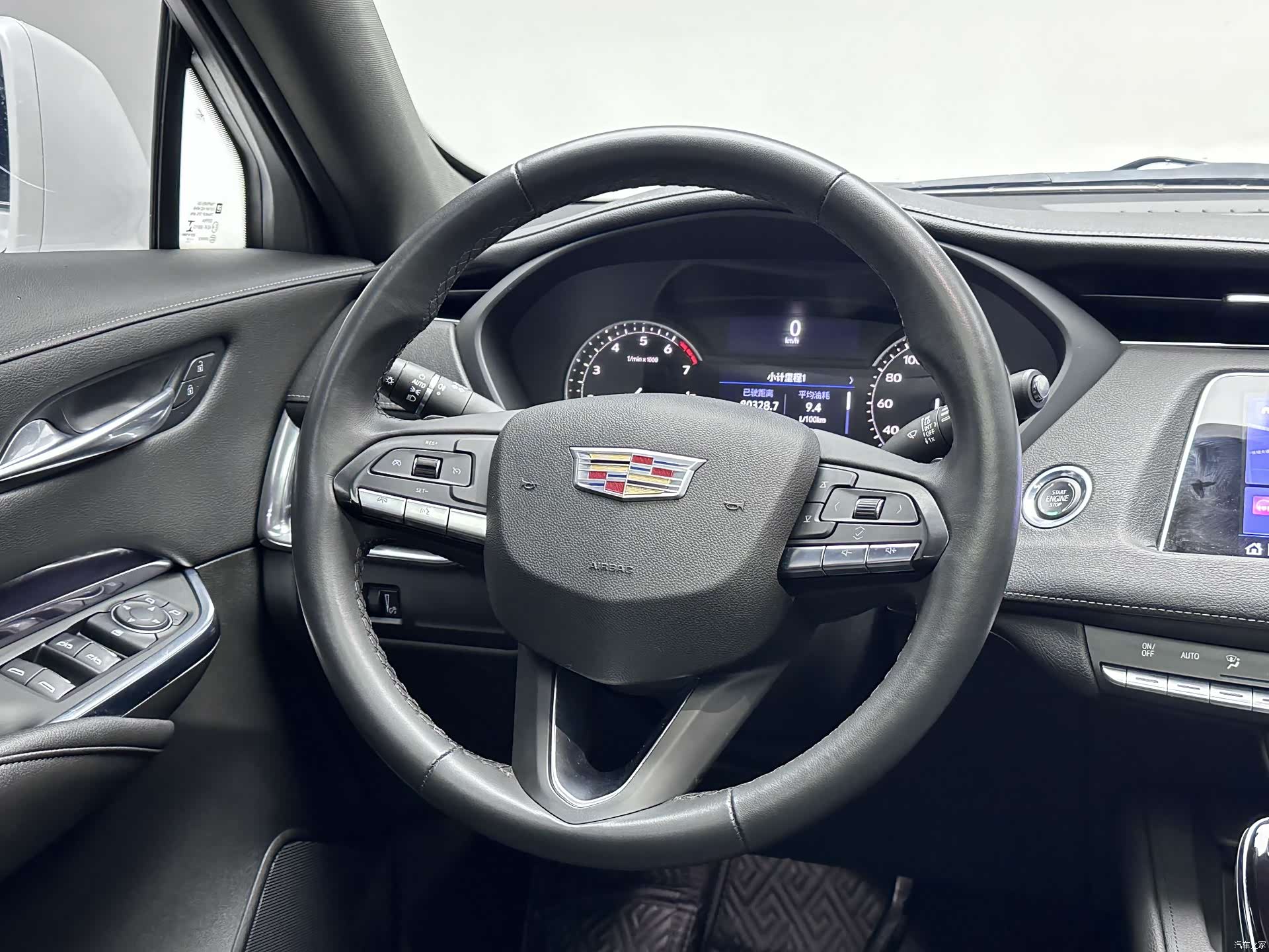 Cadillac XT4, 2021 13