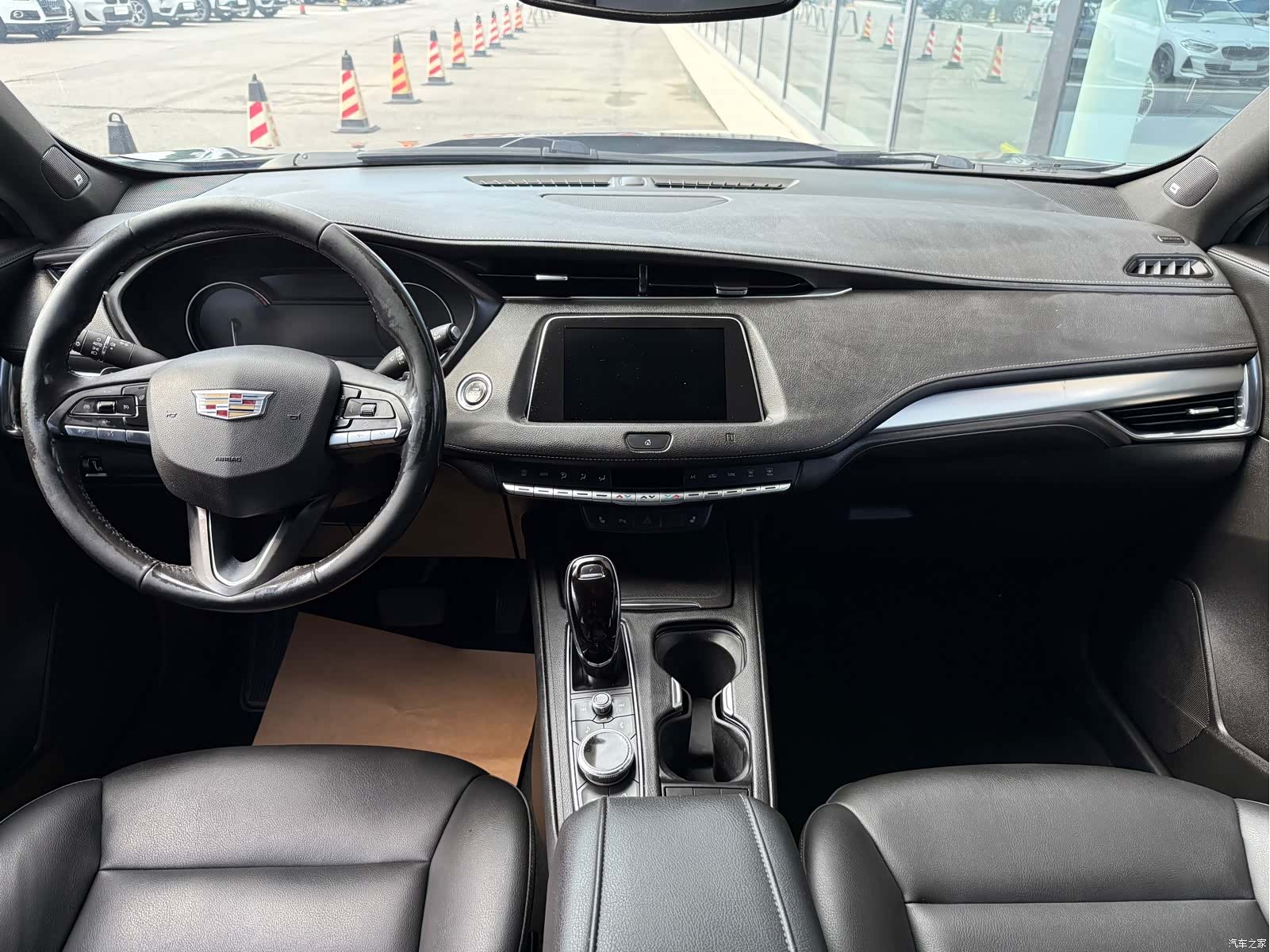 Cadillac XT4, 2021 4