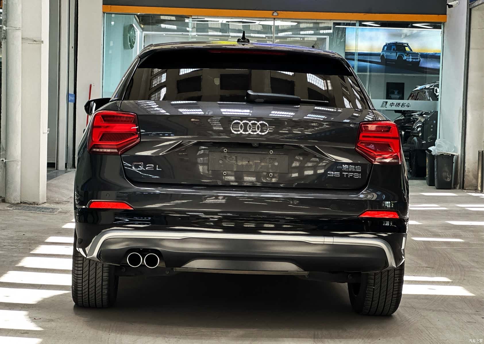 Audi Q2L, 2022 все фото