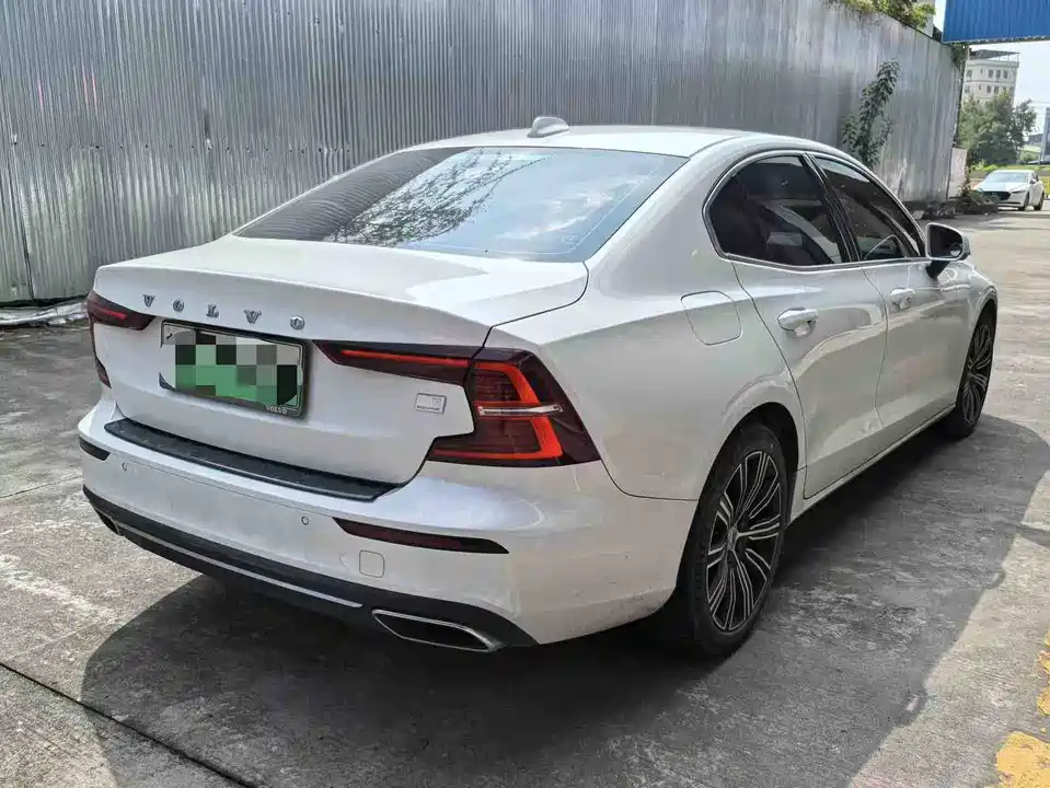 Volvo S60