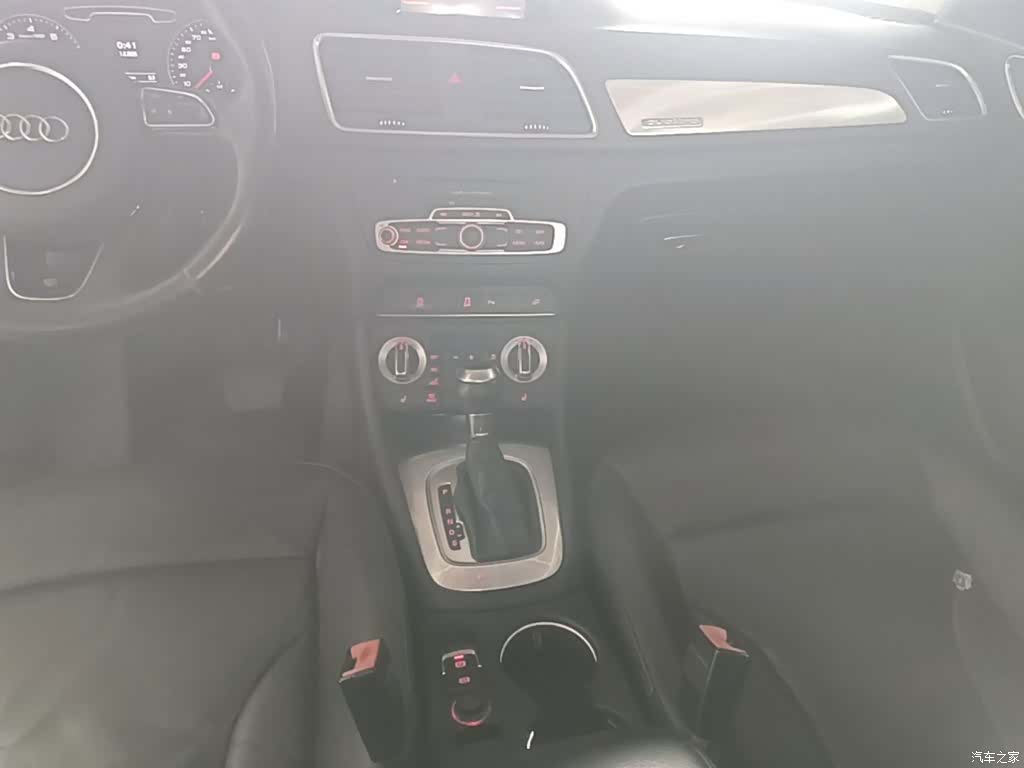 Audi Q3, 2016 14