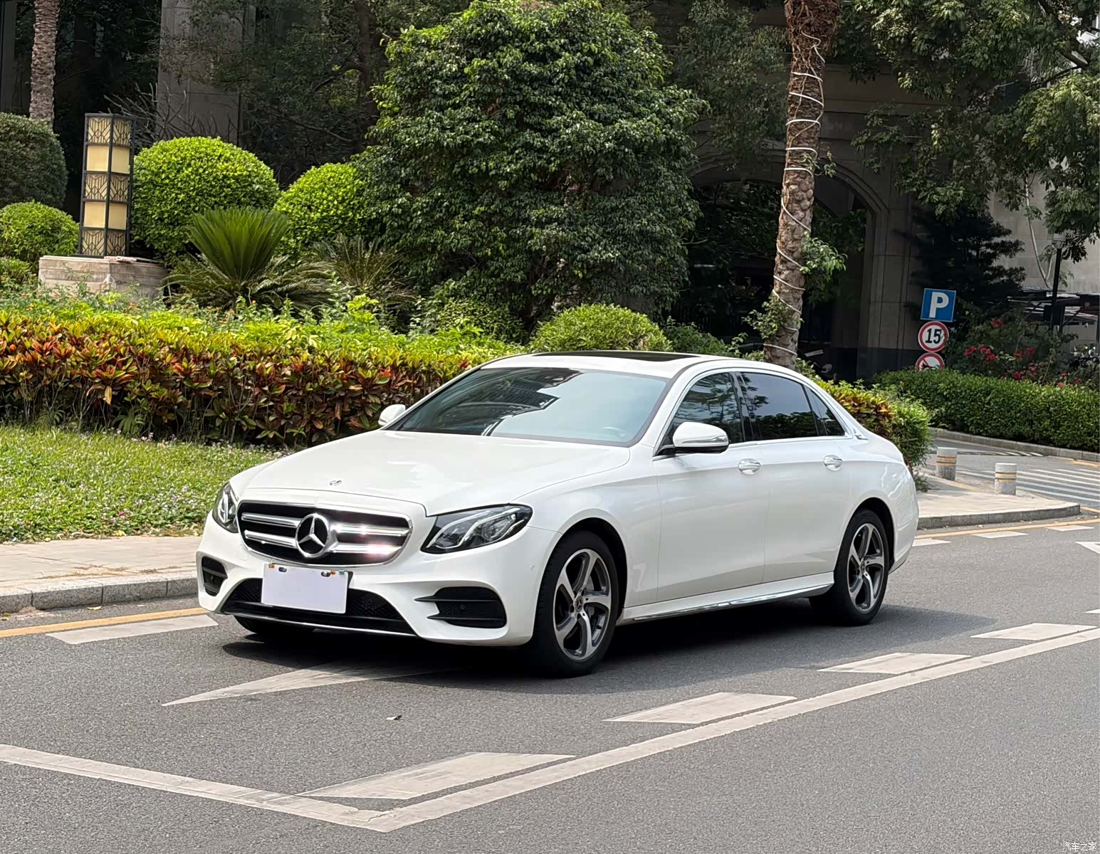 Mercedes-Benz E-Class, 2017 2