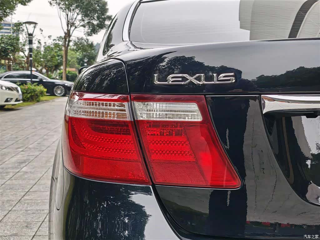 Lexus LS, 2008 13