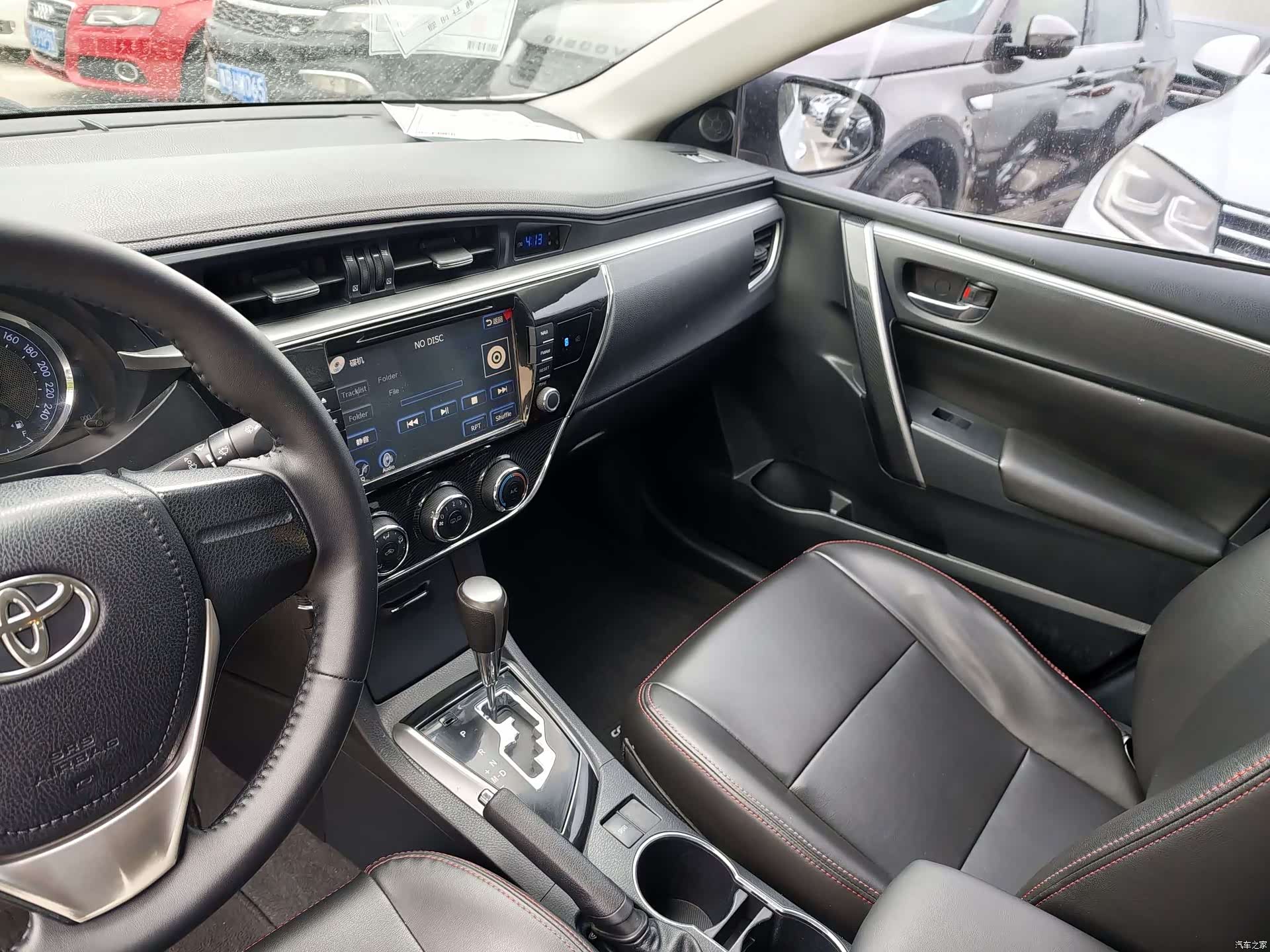 Toyota Corolla, 2015 все фото