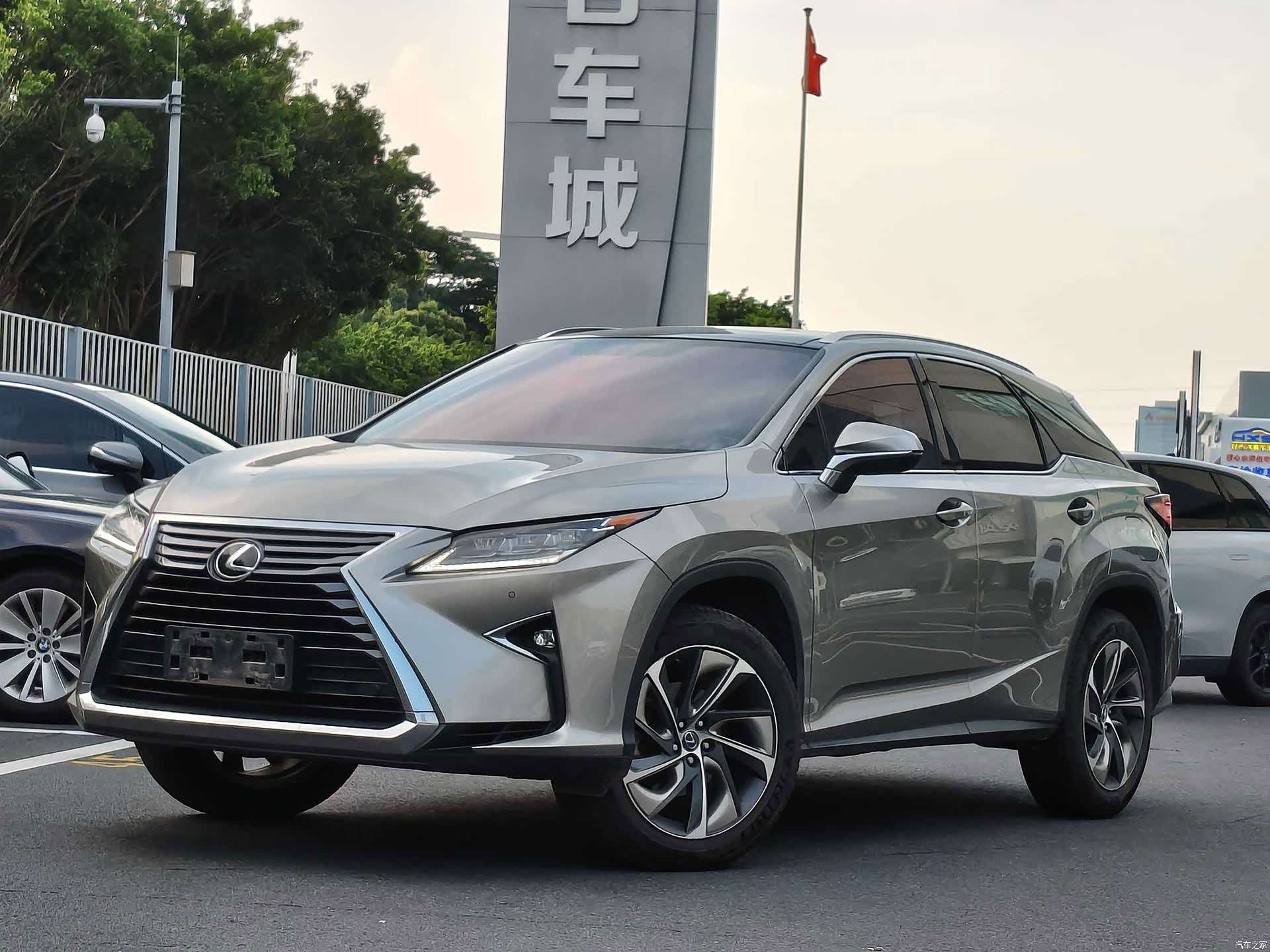 Lexus RX, 2018 1