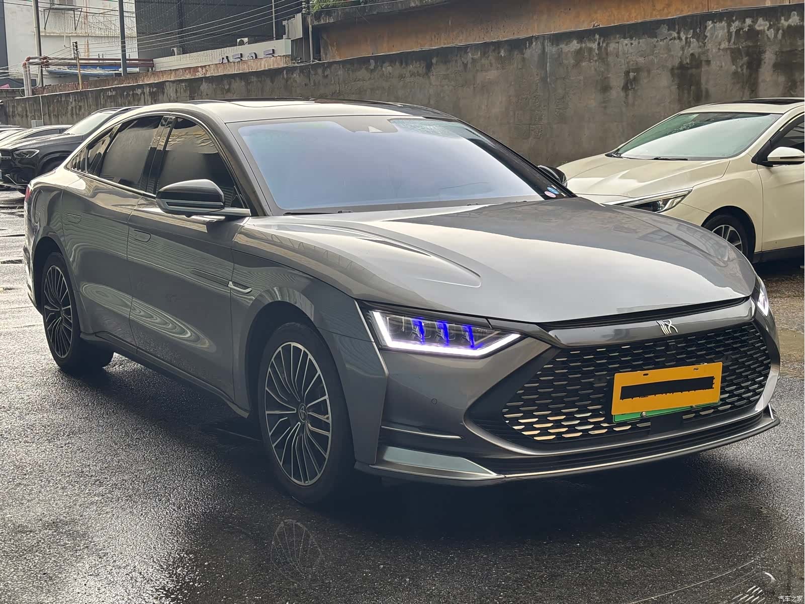 BYD Han, 2022 3