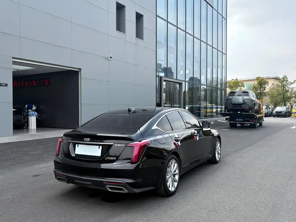 Cadillac CT5