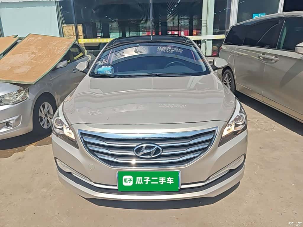 Hyundai DLX, 2016 3