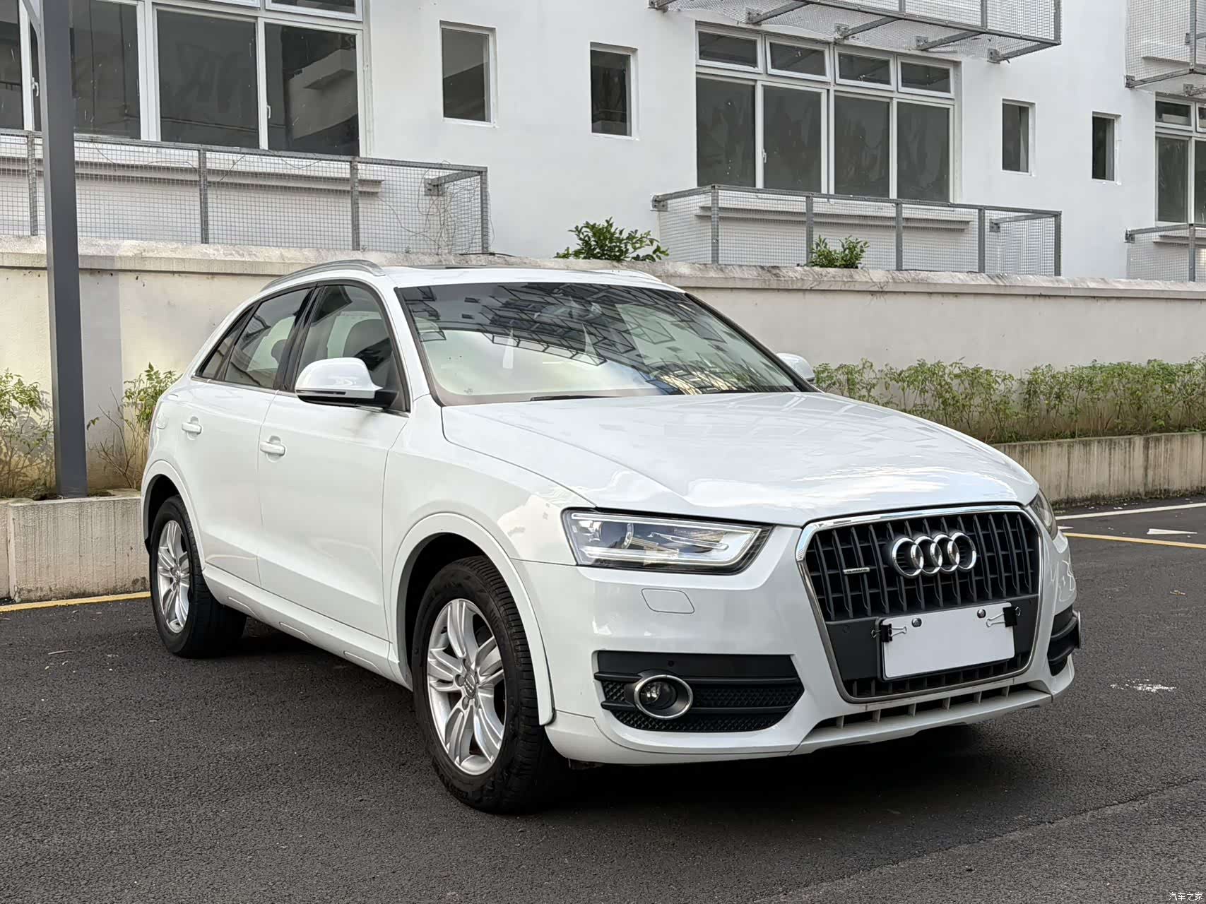 Audi Q3, 2014 3