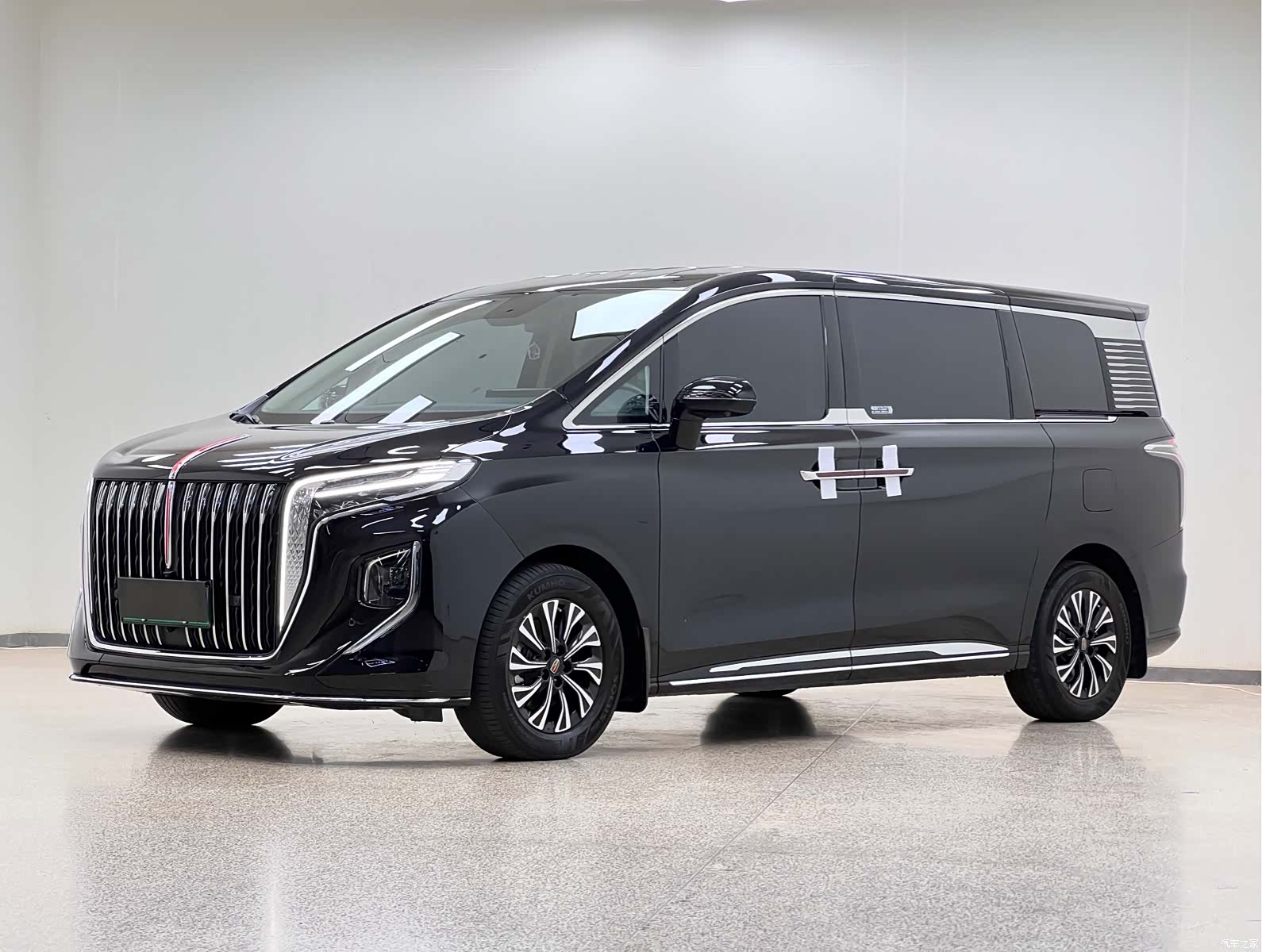 Hongqi HQ9