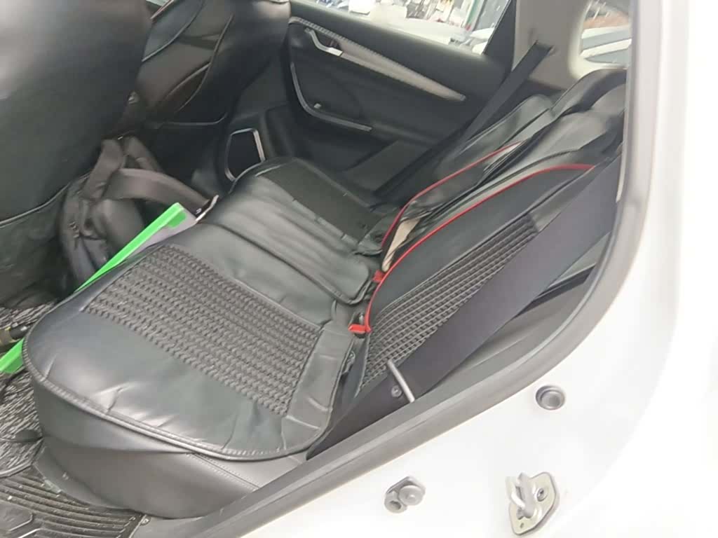DongFeng AX7, 2019 17