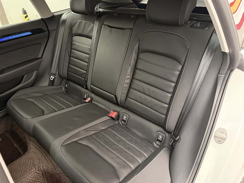 Volkswagen CC, 2025 все фото