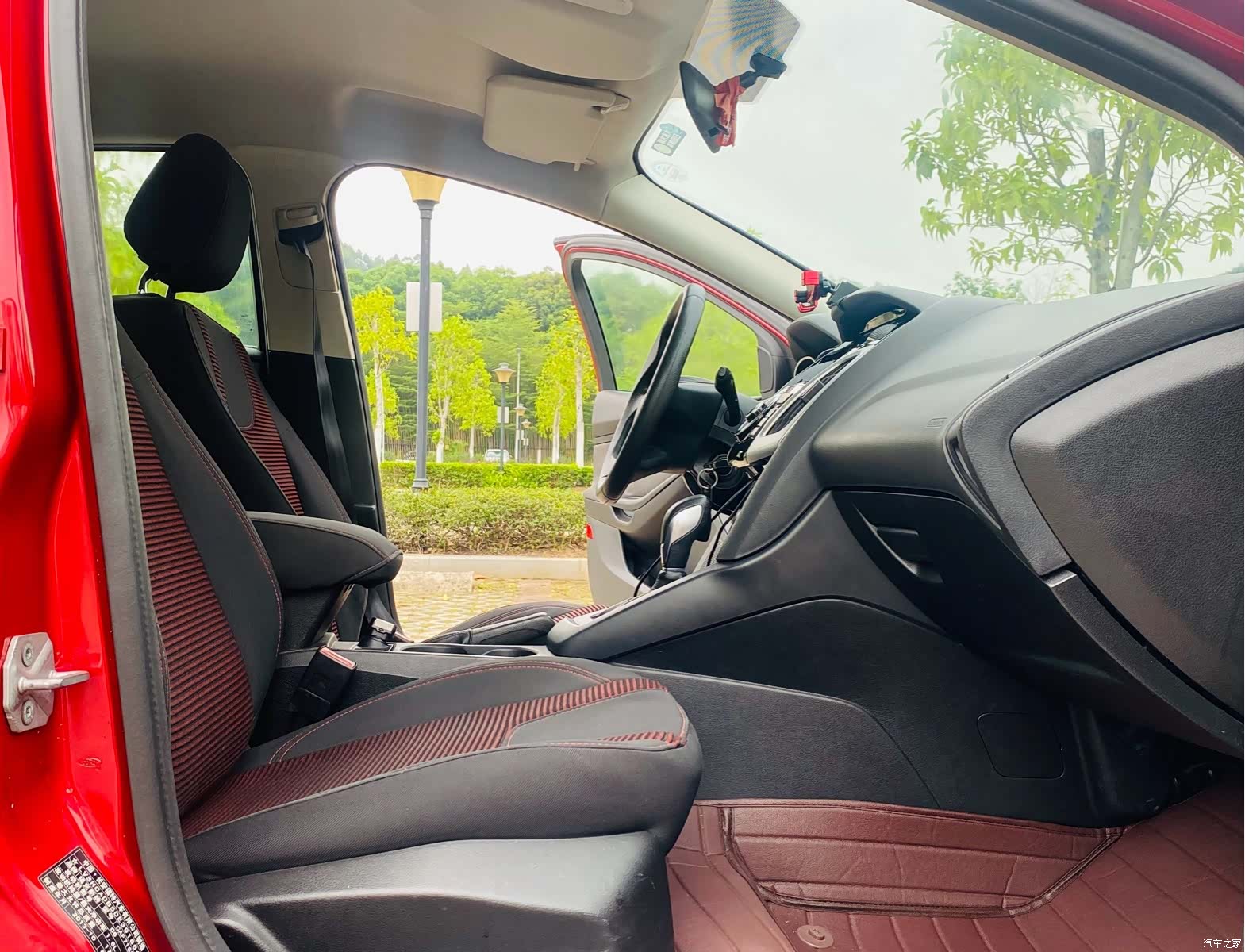 Ford Focus, 2013 13