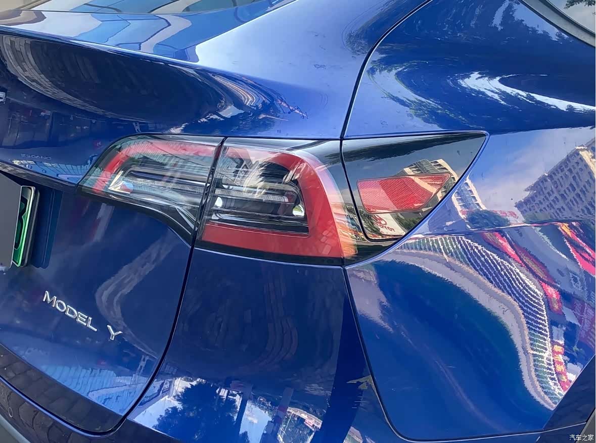 Tesla Model Y, 2022 11