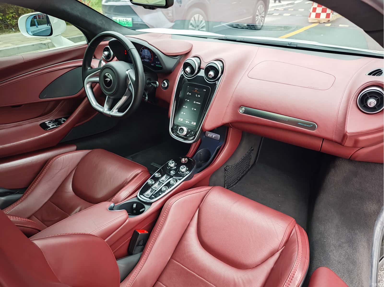 McLaren GT, 2022 12