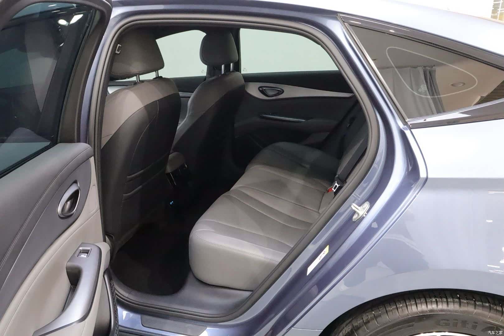 BYD Seal, 2025 12