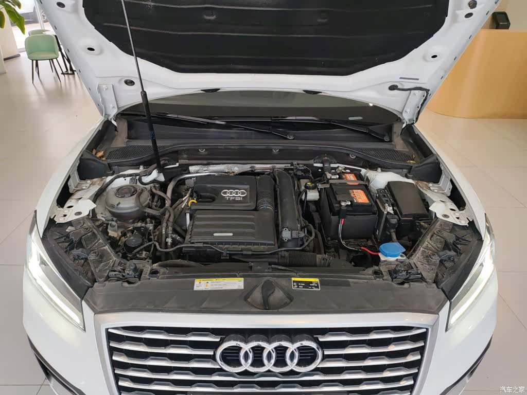 Audi Q2L, 2020 16