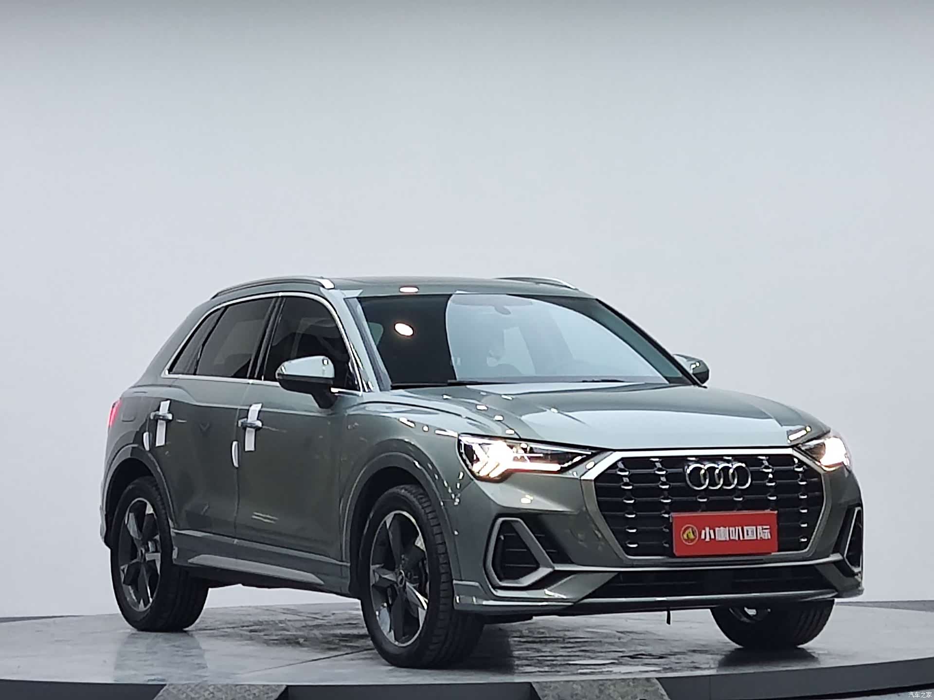 Audi Q3, 2022 4