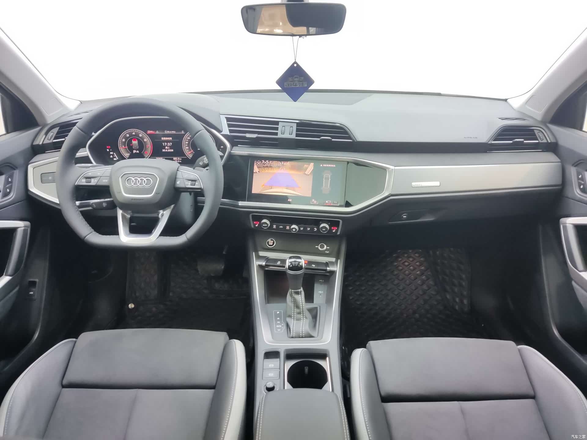 Audi Q3, 2022 14