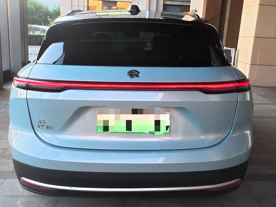 NIO ES6