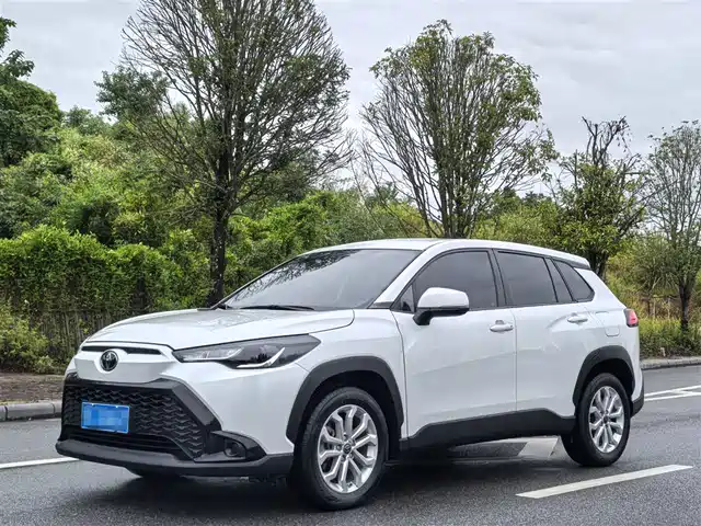 Toyota Frontlander 2023 — купить из Китая под заказ