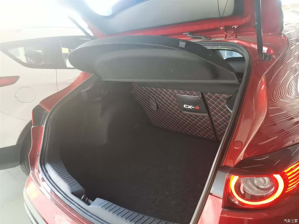 Mazda CX-4, 2020 19