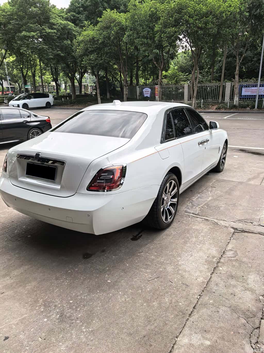 Rolls-Royce Ghost, 2023 4