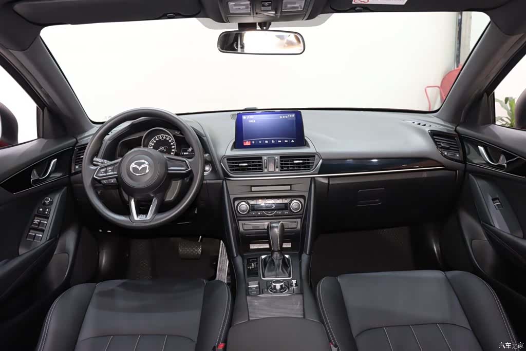 Mazda CX-4, 2020 11